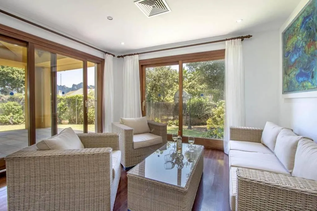 One Of The Most Loved Villa 500M From The Beach By Renthousing Cala de Sant Vicenc Casa vacanze